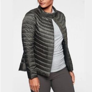Athleta Olive Green Quilted Goose Down Puffer Jacket